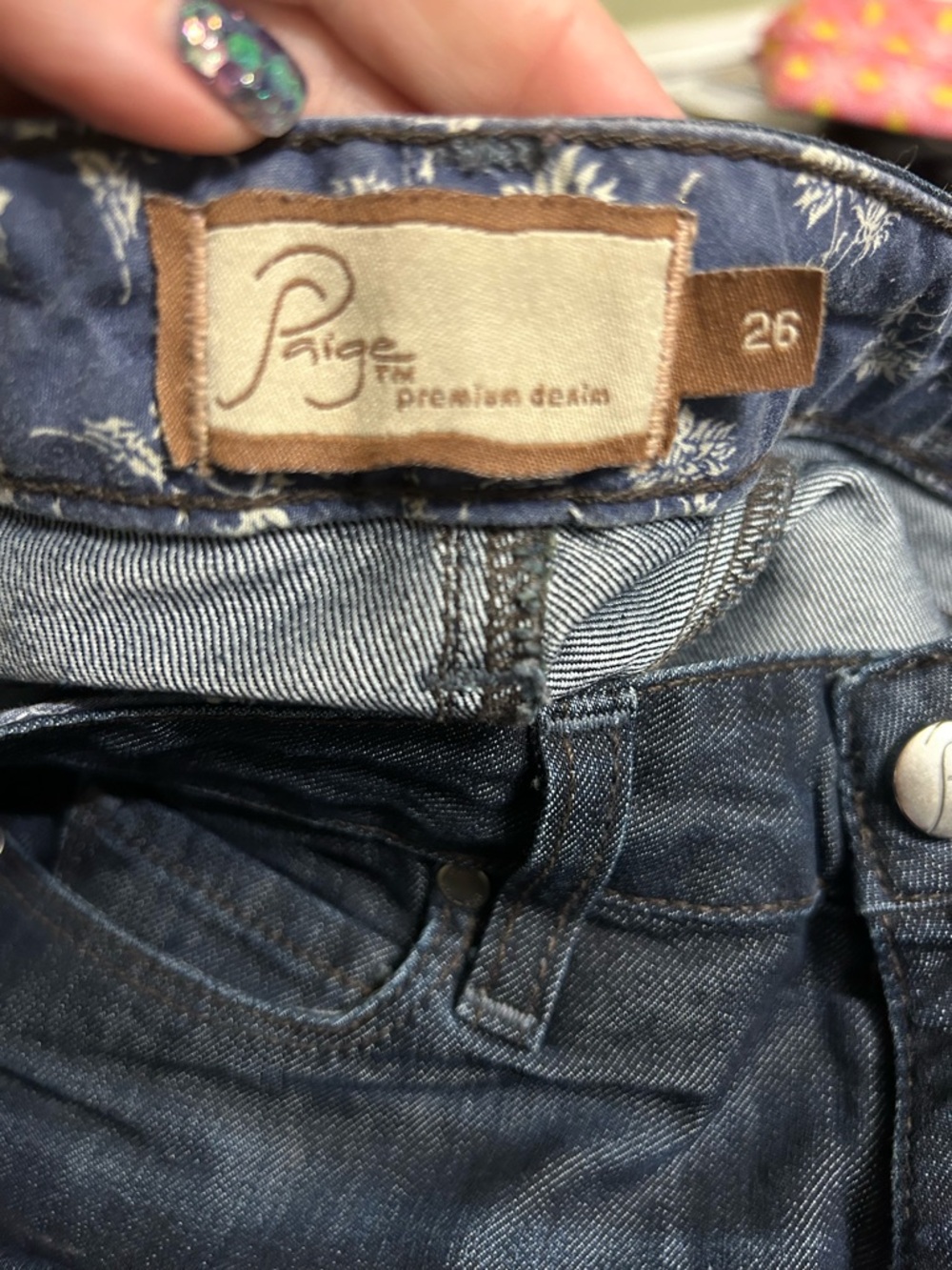 Paige Hollywood Hills Bootcut Jeans 26 Dark Wash Classic Rise - Picture 2 of 4